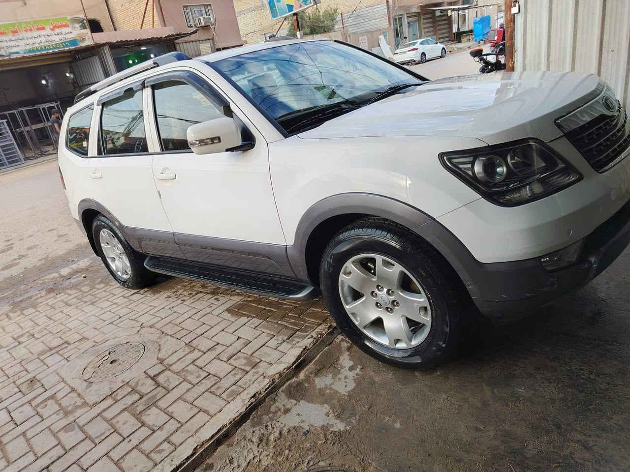 كيا موهافي 2015 للبيع
مواصفاتها 
فتحة 
حساسات اماميه خلفيه
كامرة خلفية 
دفع رباعي 
ثلاجة
اني شادلها لايتات زنون اصلي 
وشاشة نوعية اصلية 
ماشية 118 الف
مكفولة من كلشي عدة باب الجنطة بي صبغ والباقي كفاله عامة
رقم بغداد بأسمي 
سعرها 190 وبيها مجال 
مكاني بغداد الشعب 
رقمي ‏‪***********‬‏
***********
