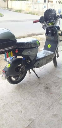 ماطور شحن للبيع خمس بطاريات الماطور متروك تواصل على الخاص مفتوح رقم مو...