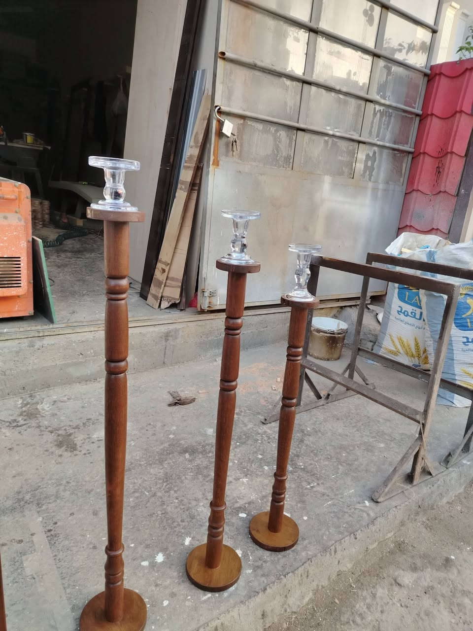 من اعمالي بالنجارة.
مليكان ذهب وكلشي تحتاجو نجهزه الكم من مبخرة وحامل حلق وعلب حلق وخواتم واطارات وشمعدان عالي للشموع الاسطوانية وستاند كيك وشمعدان صغير


**إذا كنت صاحب هذا الإعلان وتريد حذفه لأي سبب، رجاءا أرسل رسالة إلى الدعم الفني**