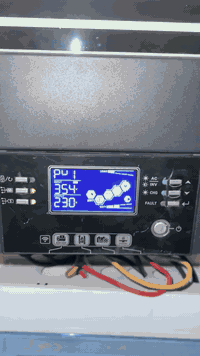 ⸻

☁️⚡ هل تعمل الألواح الشمسية في الجو الغائم؟
مع شركة أبراج المهندسين يبقى نظامك الشمسي يولّد الكهرباء حتى مع غياب الشمس، بفضل الضوء المنتشر الذي يخترق الغيوم، بنسبة إنتاج قد تصل إلى 20–40%.

نوفر لكم ألواحًا عالية الكفاءة وتركيبًا احترافيًا لضمان أفضل أداء طوال العام.
📩 تواصل معنا للحصول على عرض سعر.***********
