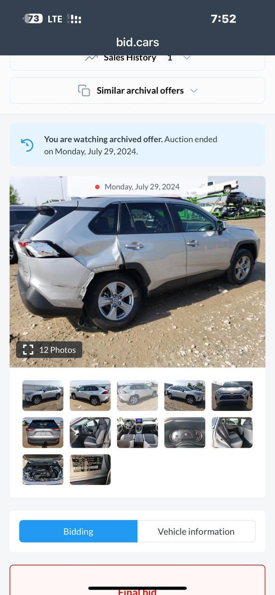 سلام عليكم 
سياره رافور 23امريكي بازين 
داخل سياره لولين
دبل اكسن 
فتح صقف 
شاشه كبير 
ماشي 28الف كليو متر
الضرر مالت كلش خفيف موجود بل صوره
مرقم كامل امكمل مانقص كلشي اسمي شرط تاني يوم تحول اسمك 
السعر 290مجال بيه 
رقم تليفون ***********
