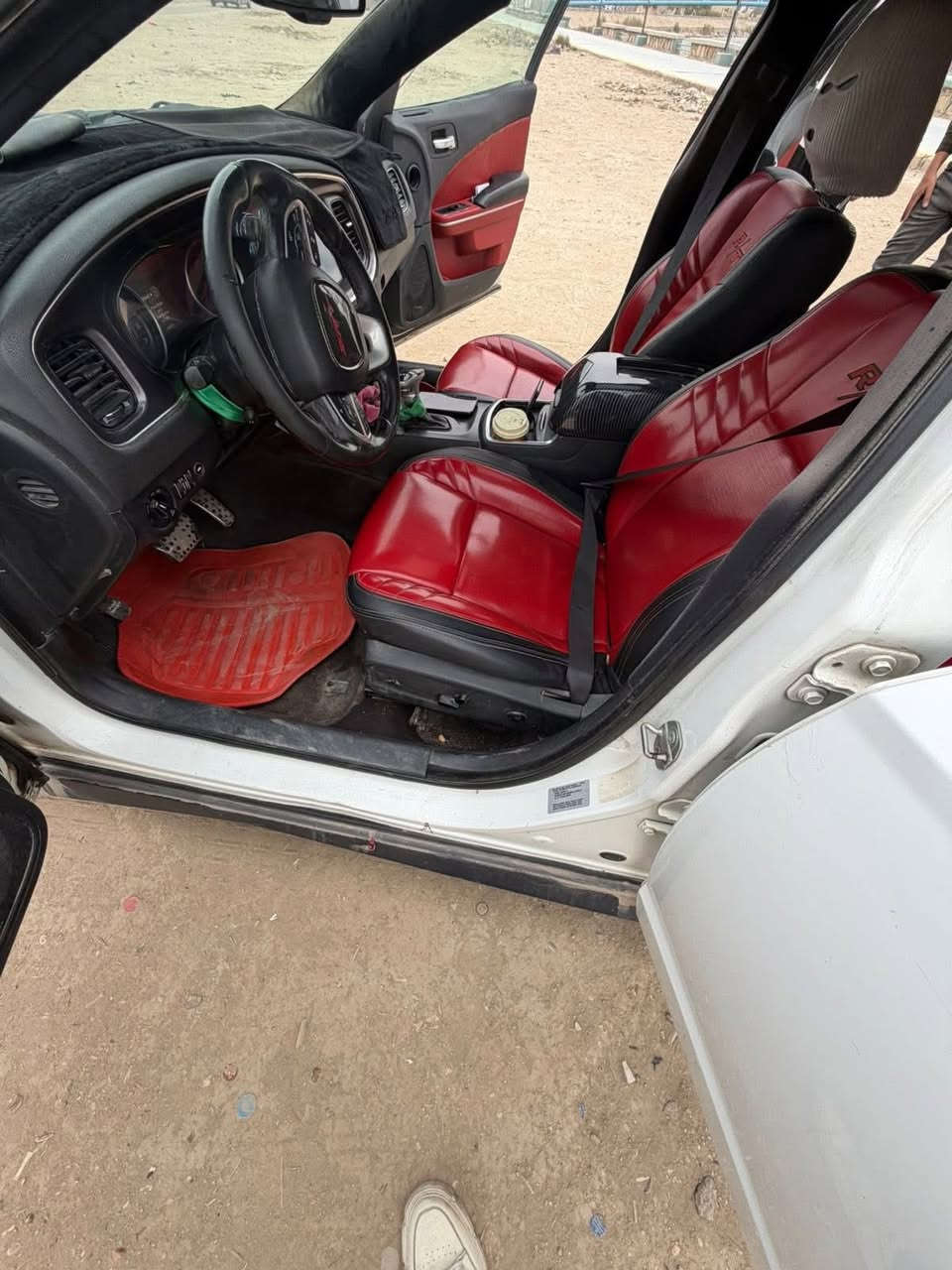 16 فول رادار ماكس

8 سلندر عليه منضومه غاز

سعر145وبيه مجال حادثه قماره من امريكا

الي يريده خاص ‏مكاني بابل بي حادث قمارة بأمريكا عليها غرامات 2,000,000 ينزل من سعرها ما متواجد على الفيس الاتصال على الرقم***********
