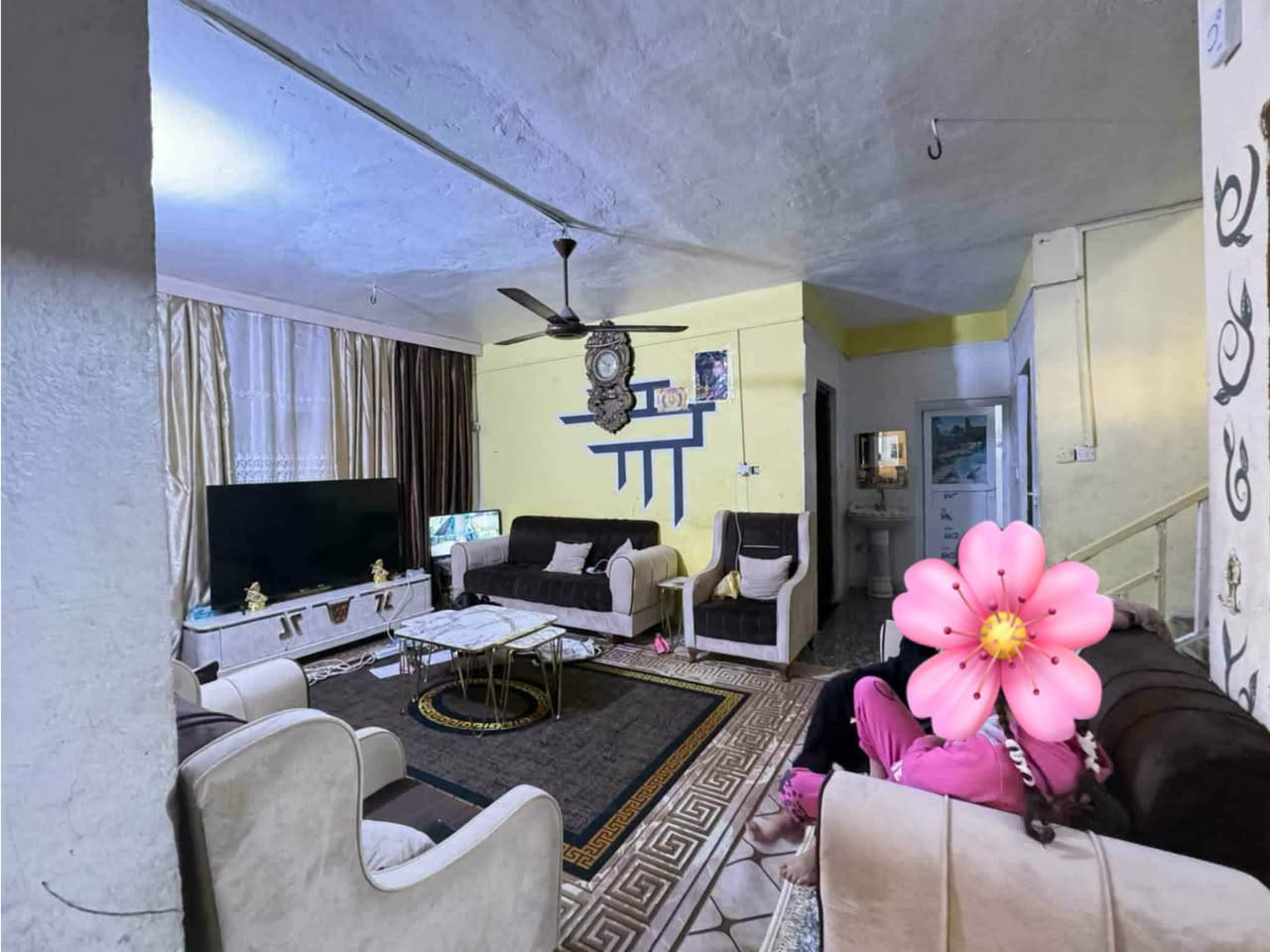 بيت طابو صرف للبيع 250 م مطلوب مبادرة 100 مليون 
تتحول للمشتري ومقدمة 40 مليون للبائع
سعر البيت كامل 140 تسديد440 بالشهر
بناء صب كونكريت طابقين 4 غرف نوم 
في حي المهندسين 
للتفاصيل زيارة مكتب المغرب - نهاية شارع المهندسين من جهة شارع 80 مقابل صيدلية ارض بابل  واتساب ***********
