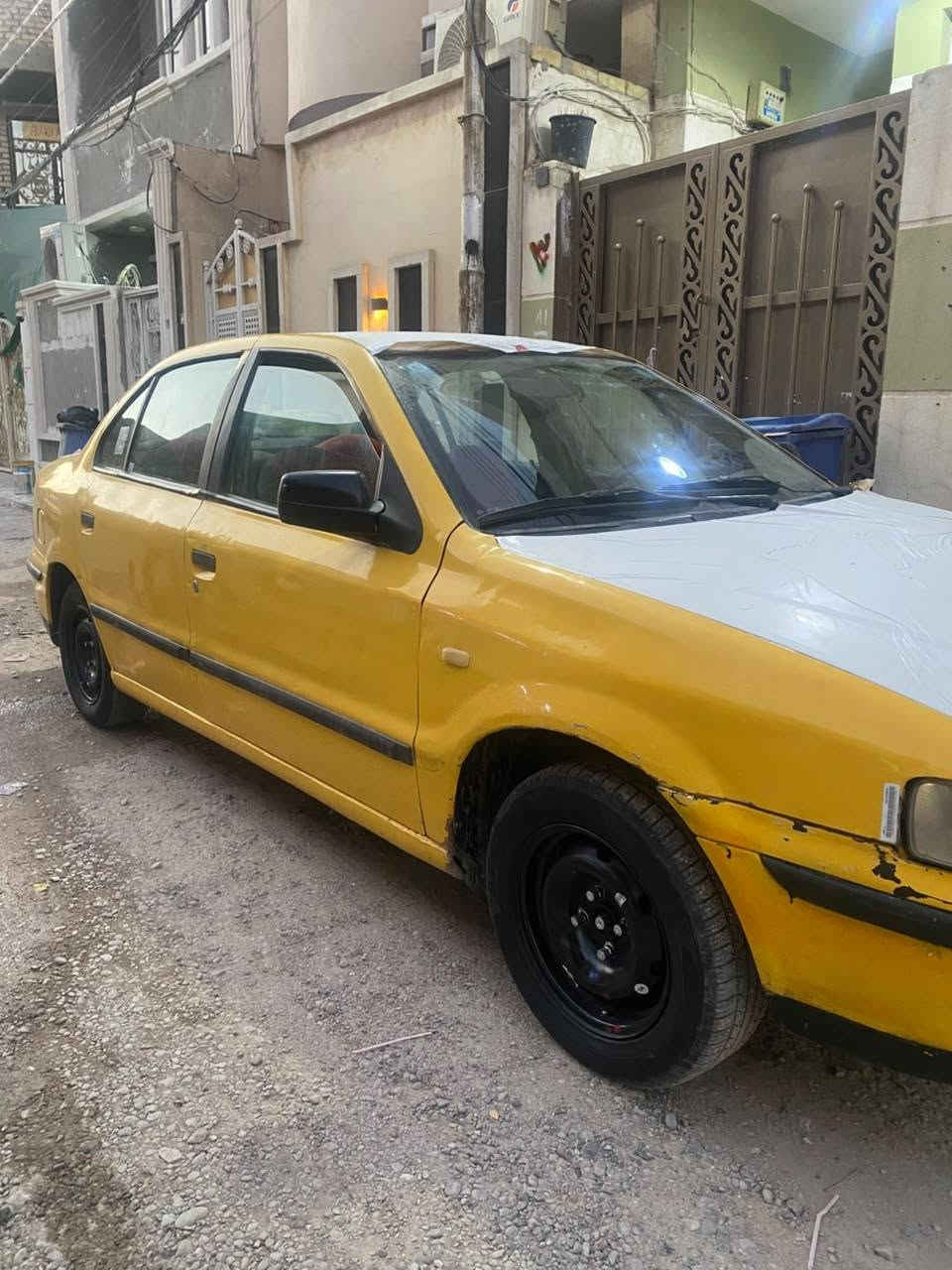 سلا عليكم سمند موديل 2009 للبيع رقم بغداد إنكليزي
مكينه كير خير من الله 
تبريد تخم تايرات جديد
سياره مكفوله بس بيها ضربه بجاملغ الخلفي
السياره احلا من الصور سعرها 22 ورقة عنوان بغداد 
رقم هاتف ***********
