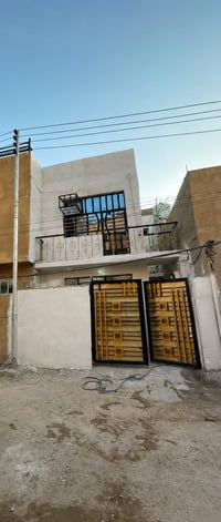 وبركاته عندي بيت م50 متر طابقين للبيع بناء نضيف ومحافضين عليه ويسوى طا...