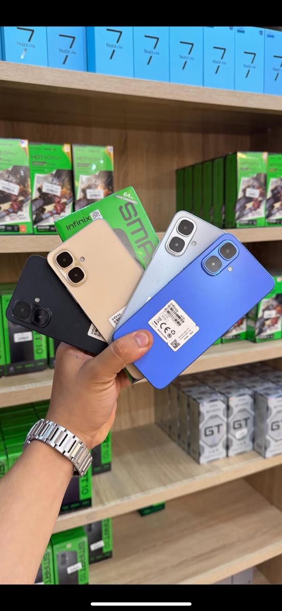 هاااتف راائع بسوومه مثاليه 👌👌😍✨
التوصيل متوفر ✨✨😍
الكميه محدوده ✨✨🥰

يأتي Infinix SMART 10 بشاشة كبيرة عالية الوضوح تمنحك تجربة مشاهدة مريحة وألوان واضحة أثناء الاستخدام اليومي، مع تصميم أنيق وخفيف سهل الحمل.
⚡ مزود بذاكرة 4GB RAM لتوفير أداء سلس في التطبيقات الأساسية والتنقل بينها، إضافة إلى مساحة تخزين 128GB لحفظ الصور، الفيديوهات والملفات مع إمكانية التوسعة عبر بطاقة الذاكرة.
📸 استمتع بالتقاط صور جيدة وواضحة بفضل الكاميرا الخلفية المدعومة بالذكاء الاصطناعي، مع كاميرا أمامية مناسبة لصور السيلفي ومكالمات الفيديو.
🔋 بطارية قوية 5000mAh تدوم طوال اليوم لتمنحك استخدامًا متواصلًا دون الحاجة للشحن المتكرر، ما يجعله مناسبًا للعمل والدراسة.
📌 أهم المميزات:
شاشة كبيرة عالية الوضوح
RAM 4GB
مساحة تخزين 128GB
أداء جيد للاستخدام اليومي
كاميرا AI
بطارية تدوم طويلًا
دعم شريحتي اتصال
بصمة سريعة وآمنة
تصميم عصري وخفيف✨✨😍🥰👌


**إذا كنت صاحب هذا الإعلان وتريد حذفه لأي سبب، رجاءا أرسل رسالة إلى الدعم الفني**