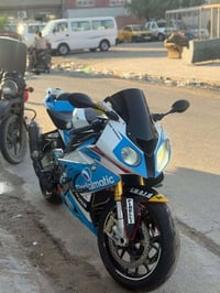 دراجه بيأم 2014 🇩🇪  مكينه 1000cc دراجه كفاله عامه ✅ تلث مودات قياده   ...
