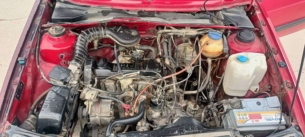 سلام عليكم للبيع كولف موديل 91 محرك 0.8 السياره جاهزه من كلشي كابون بنزين تايت اخو جديد رقم الماني نينوئ  وبسمي السعر خابر ودلل

  للاستفسار اكثر عل ***********
