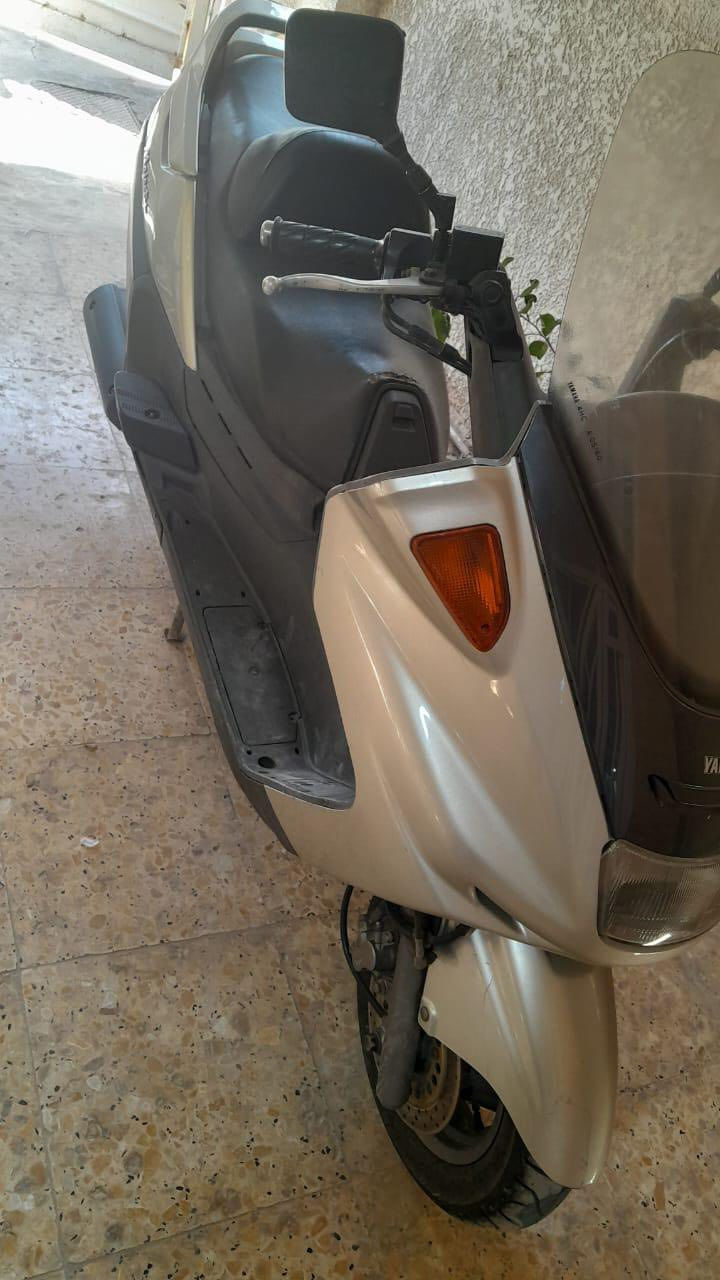 سلام عليكم لبيع ماجسته قديم بس الجنايه يعرفو دراجه جديده وعله ابلاد من كلشي كامله السعر1100مليون و100وبيه مجال ***********
