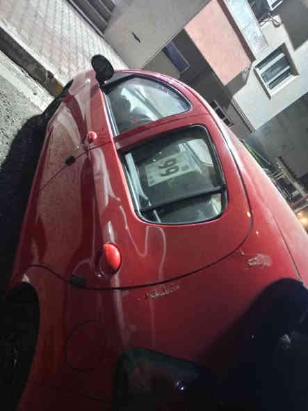 السلام عليكم سيارة جلي للبيع موديل 2012 سيار كير و مكينة كفاله رقمه بغداد تحويل ثاني يوم 
السعر 58 وبيه مجال للطيبين 
الاستفسار ***********
مكان بغداد جديده مجمع الزهور
