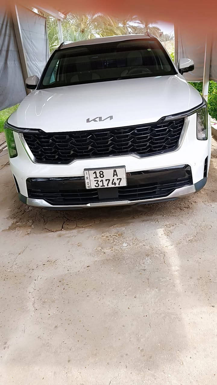 سورنتو 2025 للبيع خليجي مكينه 6 السياره مكفولة ماشيه 26  السعر 315 وبيه مجال الاستفسار اتصال ***********
