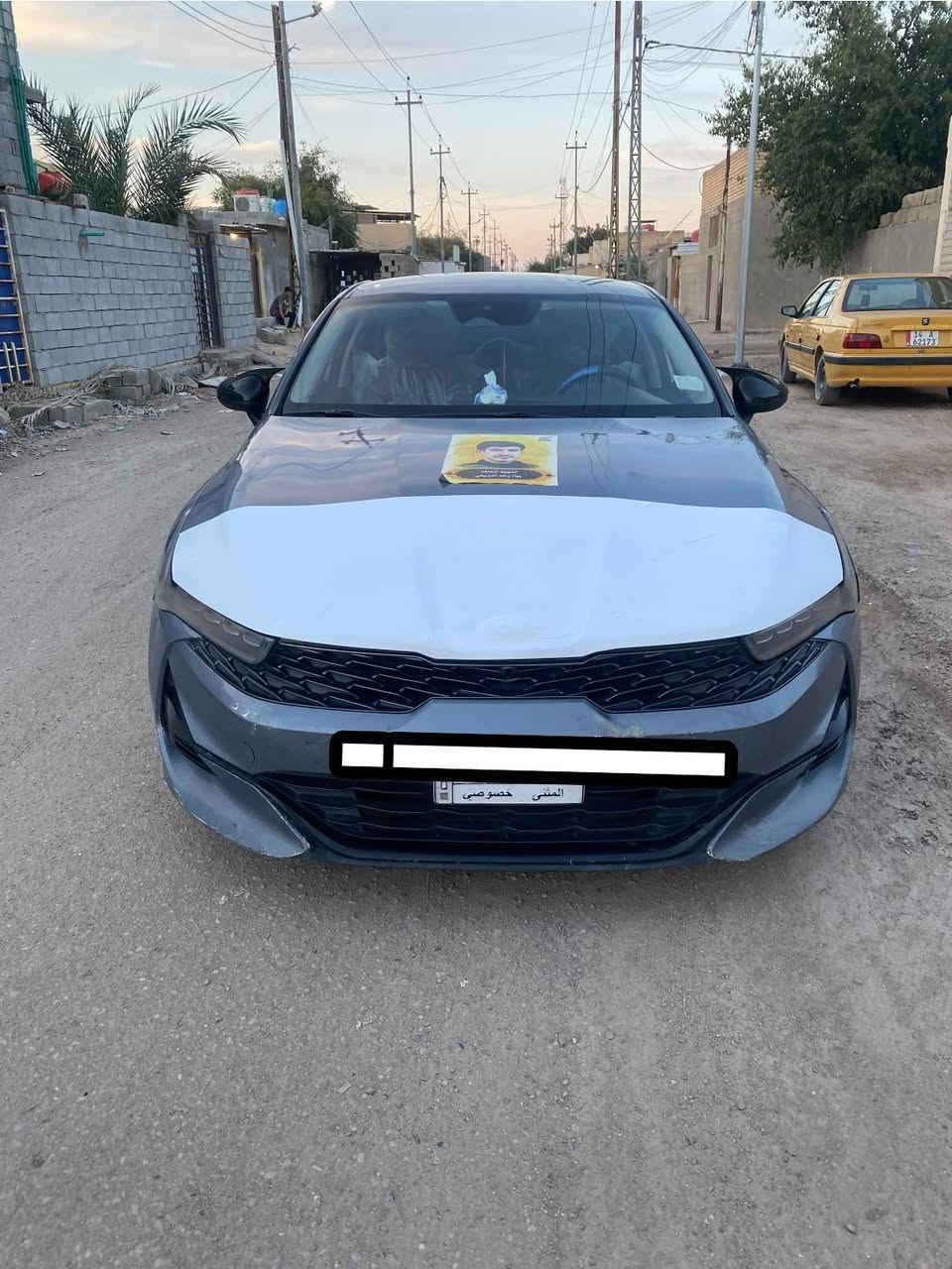 كي فايف مديل 21سياره بيهاا عته بل كير  باقي جاهزه
موصفات 
بصمت ابواب 
السياره بصمه 
رادر امامي
رادار خلفي 
كامرات 
كشنات حضن 
مكينه 1،6تيربوس 
رقم معوقين بعد 8اشهر صير حره 
متواجد انتصال وتساب 
      *********** السعر ب130
