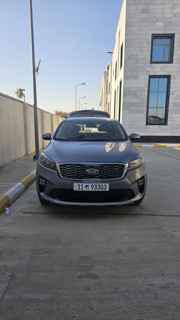 السلام عليكم سورنتو 2020
بغداد ماشية 61 قابل للزيادة 

امريكي 4 الضرر خشم البنيد ونفسة مصلح 

ليبل واحد بدون ايرباك مكان السيارة بغداد ام الكبر 

السعر 195

الرقم ***********
