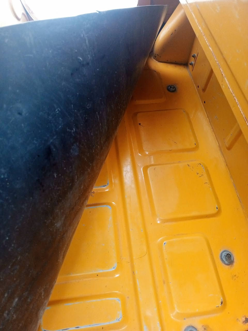 سلام عليكم تكتك للبيع موديل 20شعر 11رقم سنويه واسط السعر 6.750وبيه مجال تكتك كفاله عامه من عده نص لغد بارد دوس معمرات تخم تاير جواه ويل فتحه دبل لوي جديد جواه عنوان واسط نعمانيه رقم ***********() *********** ولشراي بيه خير ويدلل
