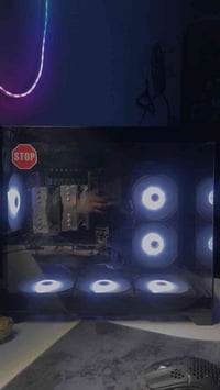 Xeon E5 • RX 580 8GB • بينكيو 24 144هرتز