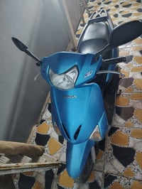 هاذ الليدي للبيع ما عايزه كلشي كله شغال السعر 850 الف وبي مجال الاستفس...