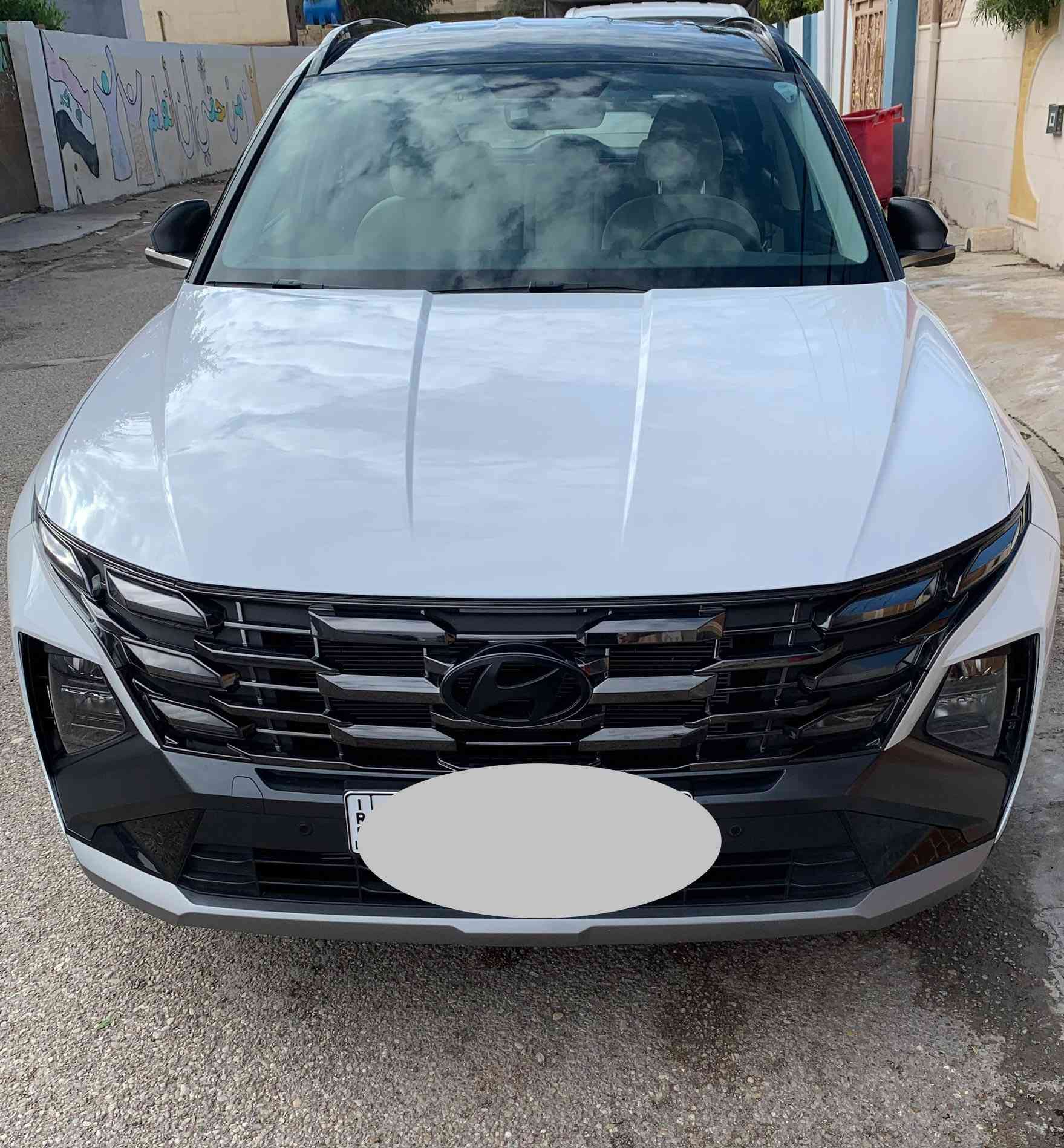 توسان خليجي موديل2025  فول مواصفات
مكفوله كفاله عامه ماشيه6 الف بصمه

كشنين تبريد و كشنين كهرباء

شاشة CarPlay و كيج ديجيتال 

وايرلس شحن 

صندوق  كهرباء

بردات

حساسات كامره
رقم سليمانيه 
شرط التحويل 

مكان السياره ديالى

رقم الهاتف***********
