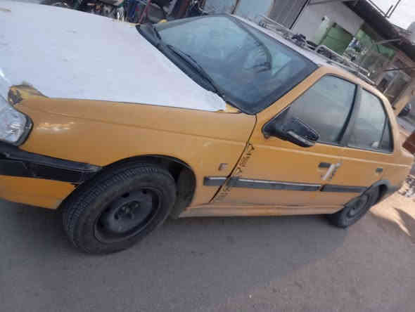 من رخصة الادمن السلام عليكم بيجو 405
مكينه لاطشه موديل 9 رقم نجف راعيها موجود 
السياره متروكه ويرادلها ترتيب مثل ما موضح بالصورة
كير مكفول كهربائيات كلها شغاله السعر 13 وبيه مجال قليل مكاني بابل محاويل ***********
