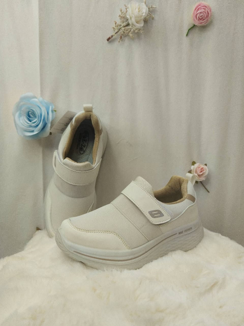 للبيع جملة ومفرد 
 للتواصل فقط واتس 
***********
