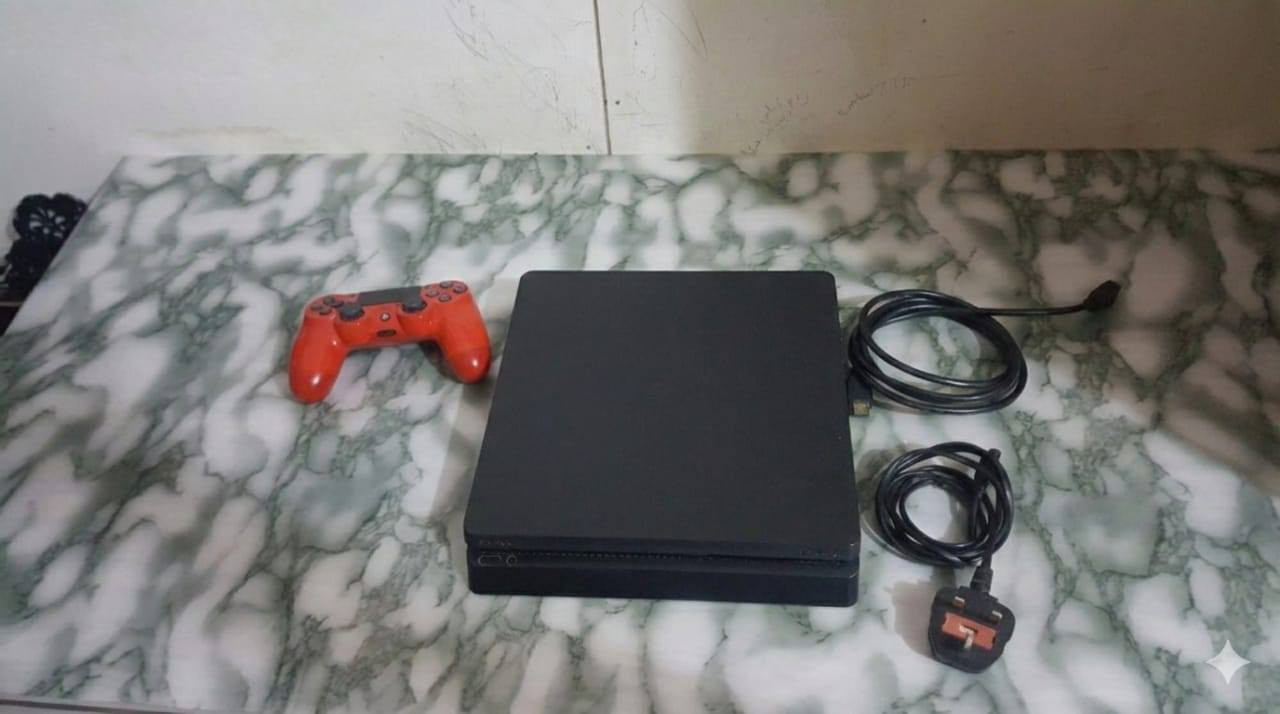 واحد تيرا مستخدم قليل اون لاين 
ليده L2 يشكل وبس  وغراضه كامله مع كارتون للب280


**إذا كنت صاحب هذا الإعلان وتريد حذفه لأي سبب، رجاءا أرسل رسالة إلى الدعم الفني**