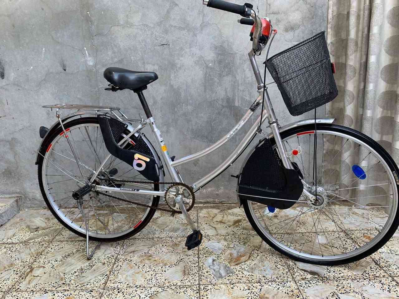 سلام عليكم من رخصة الإدارة بايسكل ياباني مختم ابو الحاس حجم 26سعرخاص مكاني نجف حي ابوطالب ماسنجر واتساب واني خادم ***********
