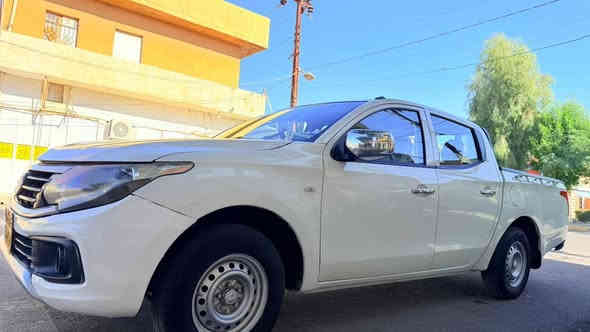 بيكم دوج رام 2017
كير ومحرك شرط مامفتوح 
ضررها نص جامرلغ السكن صبغ بدون دواخل بدون ايرباك 
سيارة استخدام شخصي مو حمل 
سنوية منتهية بشرط تحويل ثاني يوم 
بيها رصعات متفرقة قليله 
للاستفسار ***********
