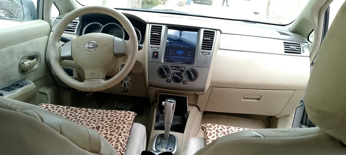 تیدا 2011
شەش پارچە بۆیاخ سێ دەرگاو دوو چەمەلەغی پێشەوە و بۆلید
سەنەوی تا  مانگی 6 ی 2028 بەناوی خۆمەوەیە بە شەرتی گێڕ و مەکینە و تەحویل و غرامە السليمانية, العراق


**إذا كنت صاحب هذا الإعلان وتريد حذفه لأي سبب، رجاءا أرسل رسالة إلى الدعم الفني**