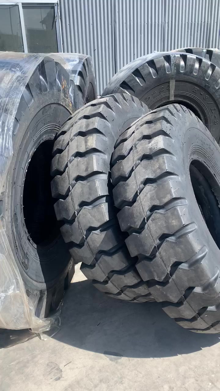 17.5-25 23.5-25 26.5-25 40PR L5 Super Durable Explosion-proof Tires, Designed Specifically for Mining Operations ⏩️
Are you looking for heavy-duty dump tires suitable for harsh working conditions in coal mines or stone mines? - 23.5 - 25 40PR L5 is exactly what you need!
- Significant Advantages:
- Special L5 Structure: The tire tread is extremely thick, significantly enhancing shear resistance and puncture resistance.
- Ultra-large Load Capacity (40PR): Operates stably under heavy loads and is suitable for continuous operation of excavators.
- Explosion-proof Safety: Reduces accident risks in rocky, harsh mine environments.
- Excellent Grip: Can operate efficiently on rocks, gravel, and muddy roads.
- Long Service Life and Low Cost: Low failure rate, reduces downtime.
- Application Scenarios:
- Stone mines, coal mines
- Mining sites
- Warehouses, heavy-load areas
One-time investment, worry-free operation for a long time! Contact us immediately to get professional technical consultation and the best quote, suitable for 23.5 - 25 40PR L5 explosion-proof mining loader tires! WhatsApp: +8613356781143


**إذا كنت صاحب هذا الإعلان وتريد حذفه لأي سبب، رجاءا أرسل رسالة إلى الدعم الفني**