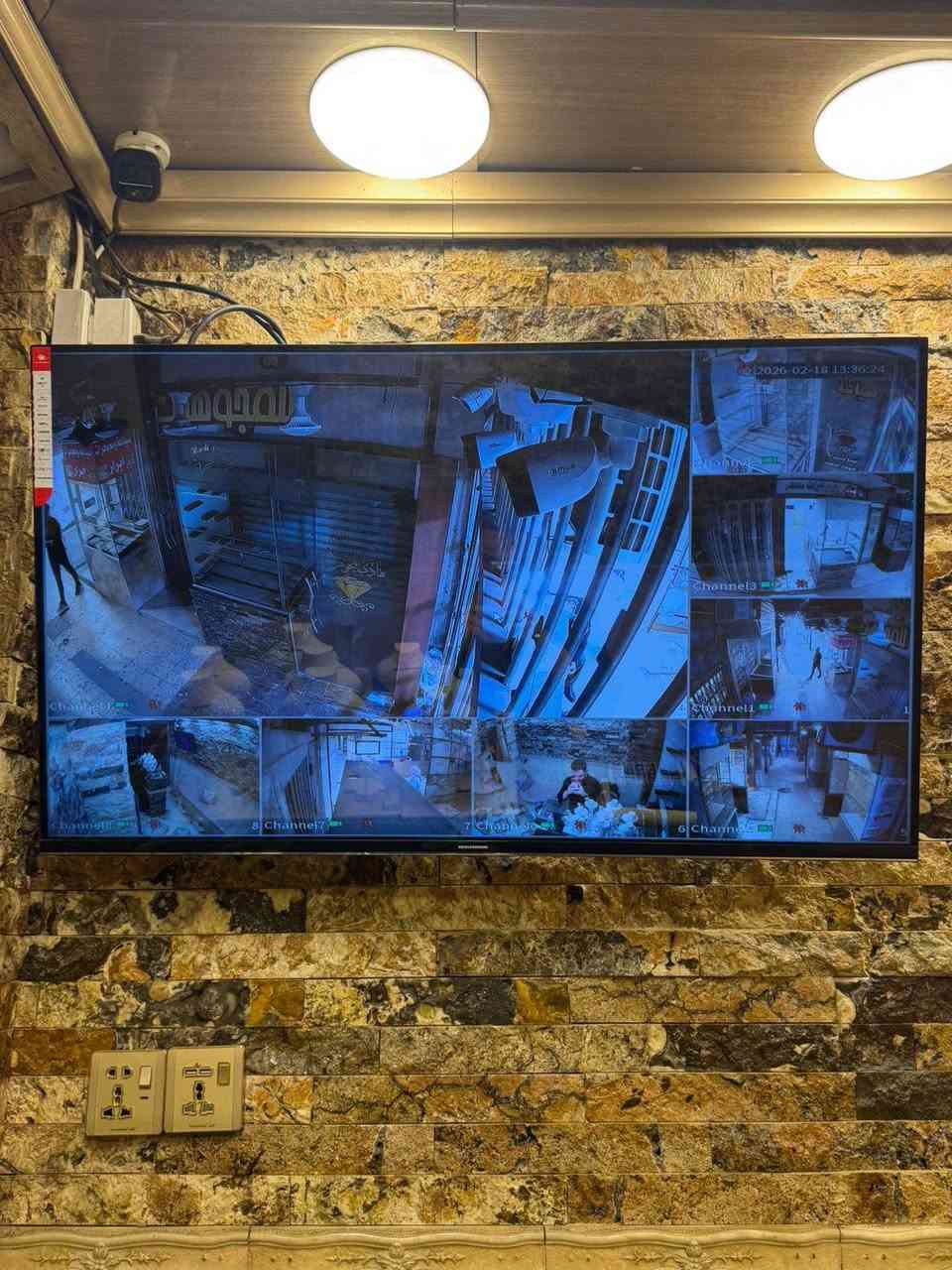 مرحبا اصدقائي
تنصيب وصيانة كامرات المراقبة واجهزة الانذار شغل درجة اولى 
***********
