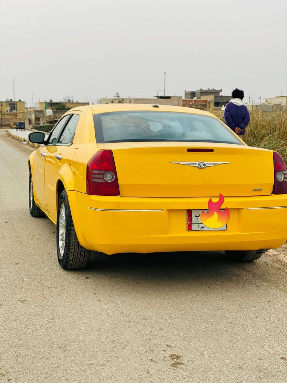 السلام عليكم أوباما 2010 للبيع سياره كفاله صبغ جيد كير توه مشدود مكينه مكفوله حداديه أمامي خلفي جديد شرط 
سياره جاهز وخير من الله تحويل مباشر خطها كوت - بغداد 
مكلف بنشر أتصل واستفسر أكثر من صاحبها السعر 115$
***********  ذي قار/قلعه سكر
