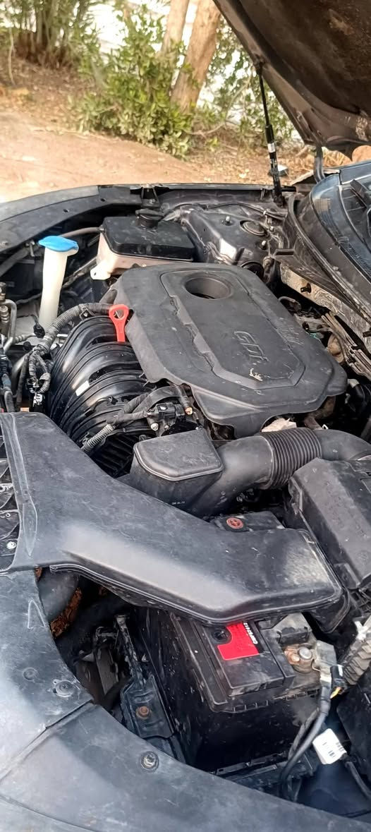 ‏سوناتا  2019 للبيع بسعر البلاش 😮
‏لعشاق الفخامة والسيارات الحديثة، متوفرة الآن سوناتا 2019 بحالة ممتازة ونظافة واضحة، سيارة "حلوة" وجاهزة للشارع.
‏​✅ مواصفات السيارة:
‏​الموديل: 2019 (وارد أمريكي).
‏​المحرك: 2400cc (قوة وأداء مثالي).
‏​المسافة المقطوعة: 100 ألف (حالة نظيفة جداً).
‏​اللون: رصاصي (مميز وفخم).
‏​الرقم: رقم جديد - محافظة المثنى.
‏​🛠️ الحالة الفنية والضرر:
‏​السيارة نظيفة جداً ومتماسكة.
‏​الضرر: قطعتين فقط (جاملغ وبنيد)، والضربة كانت بسيطة وغير مؤثرة (مو قوية).
‏​📍 مكان التواجد: مركز محافظة الديوانية (المالك موجود ومباشر).
‏💰 السعر المطلوب: 127 ورقة (وبيها مجال طيب للشراي المعتني). 
‏​📞 للتواصل والاستفسار عبر الرابط التالي
‏https://wa.me/447723341772
‏
‏
‏​محتاج تبيع سيارتك وأنت ببيتك؟ 🏠
‏لا تتعب نفسك بالمعارض، "مشروع سيارتي" يوصلك لآلاف المشترين وبشكل مجاني حالياً!
‏📲 راسلنا الآن عبر واتساب:
‏[https://wa.me/447723341772]
‏​#هيونداي #سوناتا #Sonata2019 #سيارات_العراق #الديوانية #المثنى #بيع_وشراء_سيارات #مشروع_سيارتي #سوق_السيارات


**إذا كنت صاحب هذا الإعلان وتريد حذفه لأي سبب، رجاءا أرسل رسالة إلى الدعم الفني**