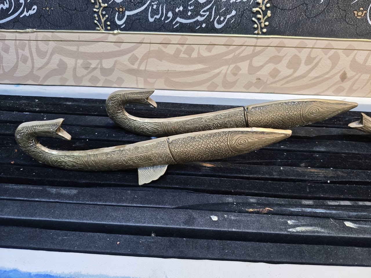 السلام عليكم مجموعه نحاسيات للبيع بغداد شارع المتنبي ***********
