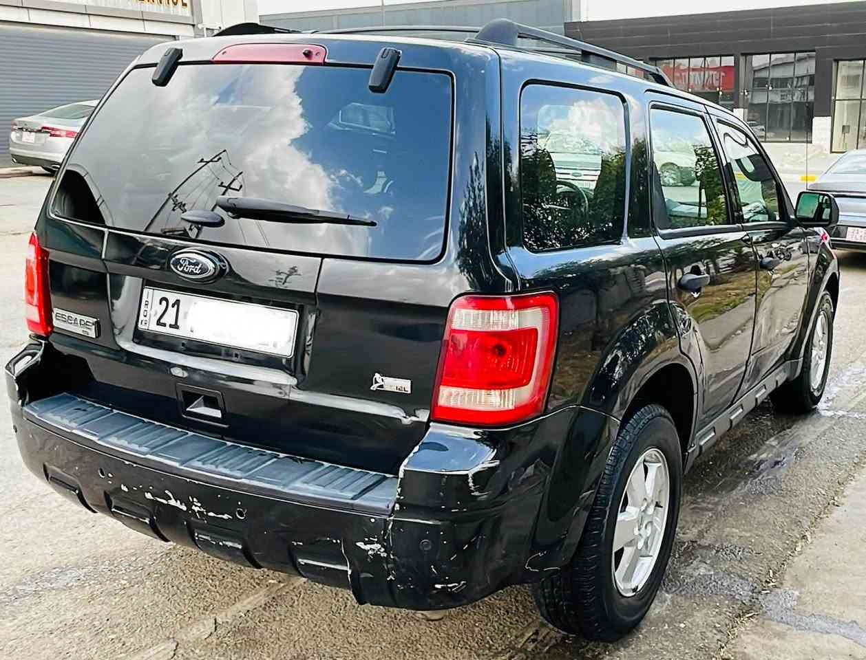 للبيع فقط …

النوع : فورد اسكيب 
موديل : 2012 / 4x4 
محرك : 6 سلندر 
المسافة المقطوعة : 167,000 كيلو متر
الحالة : وارد امريكي ( بونيد صبغ ) 
            صورة السونار مرفقة مع صور السيارة

مكان السيارة : سليمانية

السعر : 9,800$

رقم سليمانية بشرط التحويل والغرامة
للتواصل او لمزيد من المعلومات

***********
*********** أربيل, العراق
