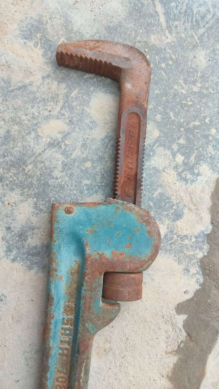 السلام عليكم سكول سبانة للبع حجم كبير طوله تقريباً متر نقص بيه بس فچ داخلي ضايع مكاني سوق الشيوخ قرب مستشفى سوق الشيوخ الاتصال على الرقم ***********
