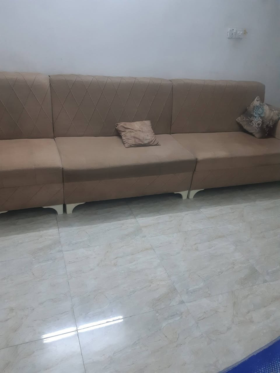 للبيع مستعجلين مكان بغداد الدورة    ***********
