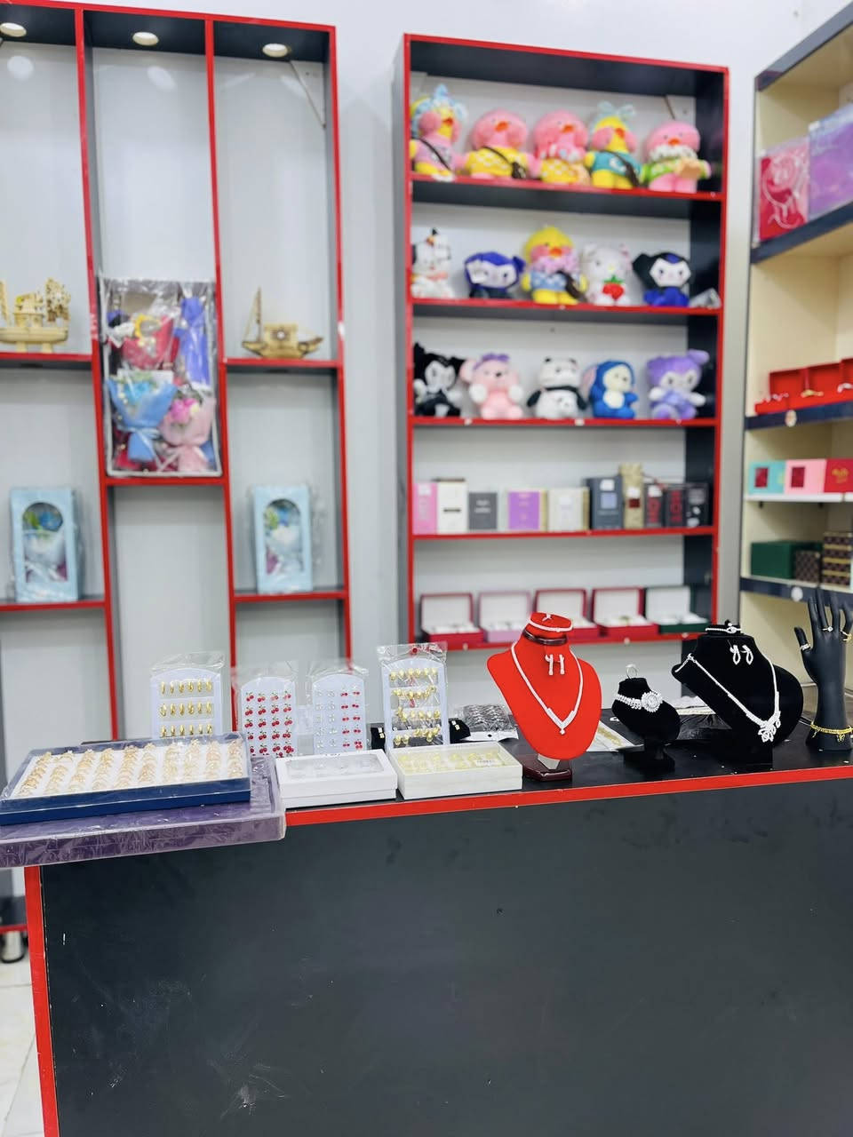 تم بفضل اللّٰه تعالى افتتاح محل🔥 (حكايات)
اكسسوارات و عطورات وهدايا 🎁 
اسعار منافسة وبضاعة مميزة •🔥
. واسط /قضاء الاحرار /خلف المركز الثقافي 
🚚. توصيل داخل قضاء الاحرار فقط 
📞. ***********/***********
