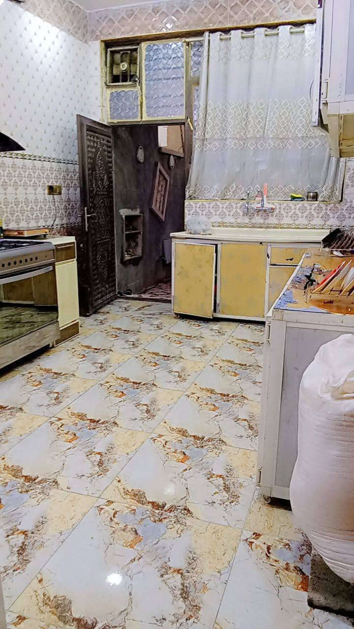 البيت للبيع المحموديه 150متر واجهه 7ونص ونزال 20طابوك بناء طابوصرف 2024حديث حي العسكري قرب شارع اربعين كراج كبير استقبال ومطبخ صاله منور مجمع صحيات غرفت نوم عدد 2 ترك عله طول البيت منضومه كامرات نت ديكورات واجهه حجر البيت اي نقص مابي بيتونه مجمع صحيات لبخ داير البيت خارج داخل الستاره واصل بناء للسكف جاهزللاستفسار ***********واتساب ***********
