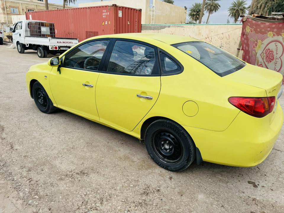 سلام عليكم النترا صابونه 2010 ادوات ادوات
السياره جاهزه من كلشي ما حاجه اشرح عليه 
كير مكينه تبريد كله جاهز 
السعر 38 وبيه مجال 
وذا اكو سياره مراوس 
ما اجاوب بلخاص هاذ رقمي ***********
