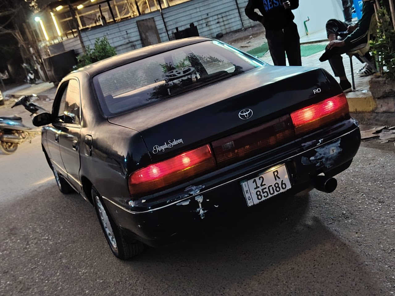 بطة متصل بأسمي رقم نينوى انكليزي مكان السيارة بغداد
بطانة باب السايق تعبانه وينرادله ترتيبات بسيطة 
محرك وكير وصدر وتخم تاير وباتري كله بالجيس 
*********** السعر ٣٧
