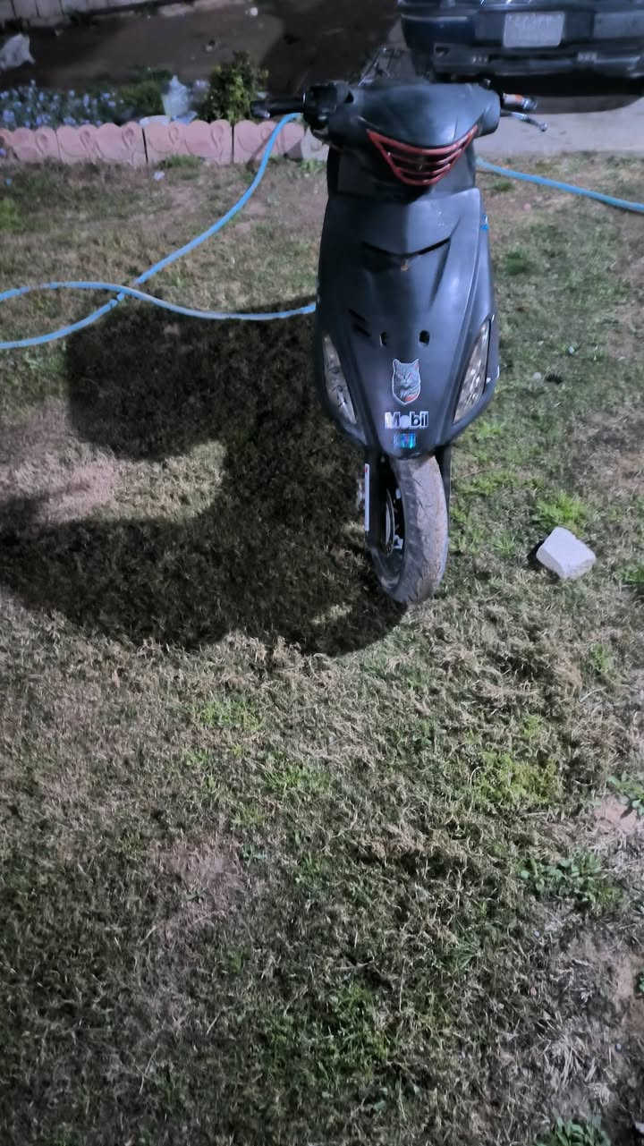 السلام عليكم موطور ماكس للبيع مجفت السعر ٢٠٠ وبي مجال


**إذا كنت صاحب هذا الإعلان وتريد حذفه لأي سبب، رجاءا أرسل رسالة إلى الدعم الفني**