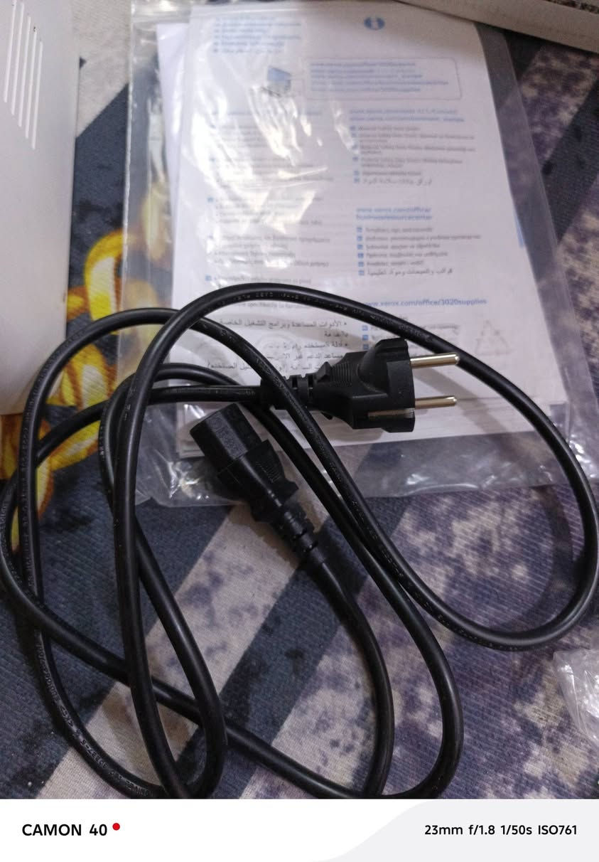 طابعه للبيع غراضه كاملة تشتغل ع نت عن طريق برنامج طباعه ع لفحص طباعه فقط لون أسود بس حاليآ حبر مابيه لتواصل واتساب *********** أو مراسلة الخاص
