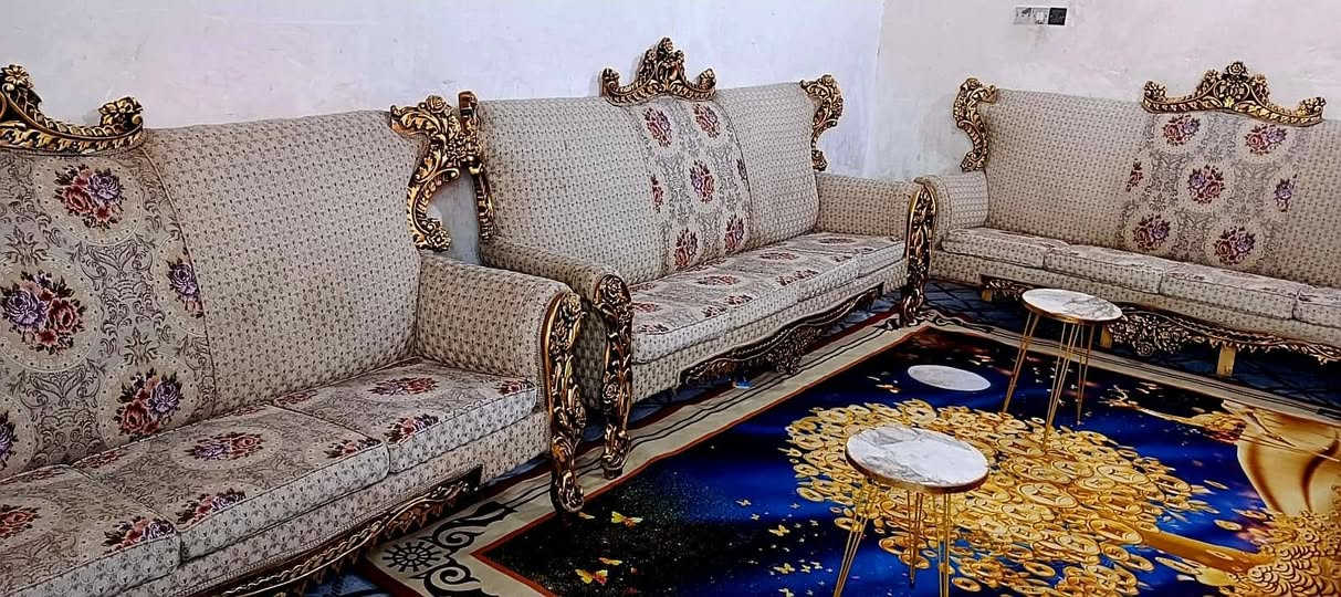 تخم 18 مقعد ملكي زان تزكام  نضيف جدن اي ضرر مابي
السعر 475 لعنوان كربلاء احي امن الداخلي يوجد توصيل  ***********
