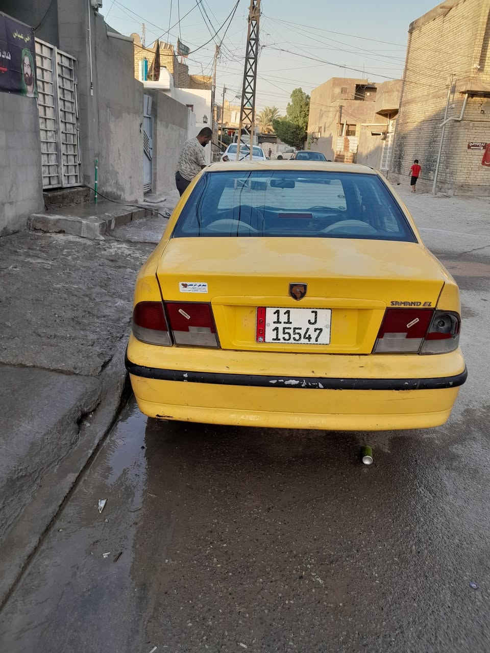 عليكم سمند مديل ٢٠٠٩ السياره حلوه ونضيفه السنويه ٢٠٢٥  ١٢ السياره كامله مكمله هيه عليه سنه وغرامات  3  أوراق ينزل من سعره  مستمسكاته موجوده اوراق هيه موجودات المحرك خير من الله الكهربايات كامله السعر   25  وبيه مجال للطيبين شي بصيط العنوان الامين الثانيه نواب الضباط نهايت الشارع وهاذا رقمي متواجد واتساب ***********
