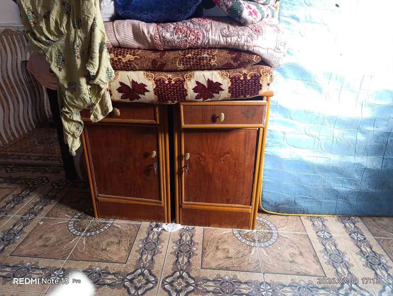 غرفـة اخشاب كامله
كنتور + زاريـه + ميز تواليت + جربايه بس تتركب لان كامله
+ كومديات 2 
للتفاصيل
واتساب + اتصال
*********** 
مكاني نجف حي الجامعـة شارع ابن كشكول
