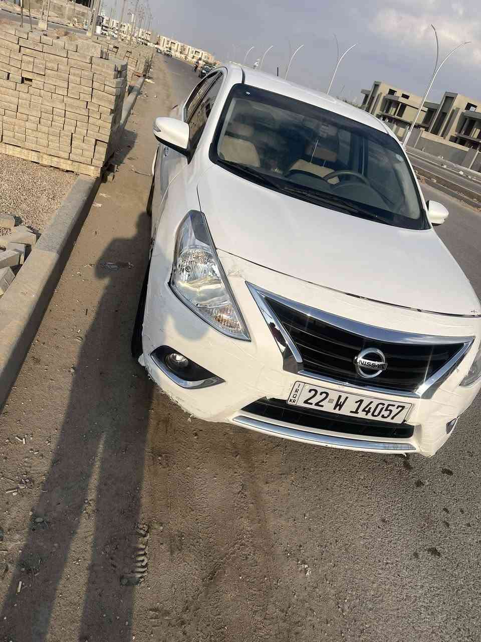 السلام عليكم نيسان صني موديل 2025ماشيه ٣٠بيها بارد باب وجاملغ امامي باقي كفاله لاستفسار اتصال *********** سياره جديده ونضيفه كلش سعرها 118وبيها مجال
