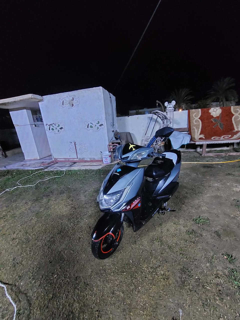 سلام عليكم ماطور شحن نضافه فول مثل ماموضوح بصوره شغال نقص بس باتريات ول ماطور نضيف نضافه فول والله مكاني البغدادي الحي  سعر الماطور 400التصال برقم لرقام تاليه *********** ،***********
