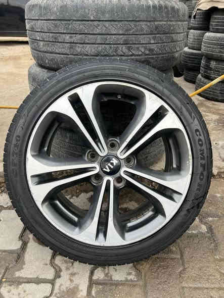 ويل كب سيراتو ١٧ اصلي مع التايرات 
نظافه ٨٠ %
السعر٣٠٠
للاستفسار***********
