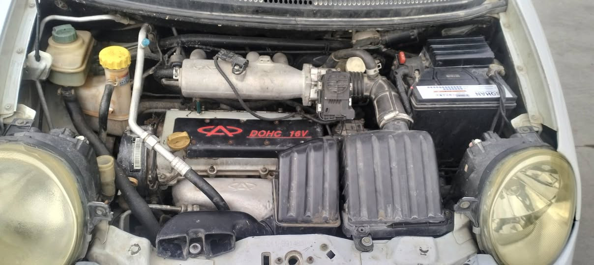 سياره كيوكو موديل 2011 فول اتوماتيك هزه جديده رقم نكليزي اني شرعي ماشيه97  تايات جدد طخم كلو جديد محرك وكير شرط شاشه وكامره سياره فول مال جني بربع ماتصرف عليها تواصل *********** 
***********
