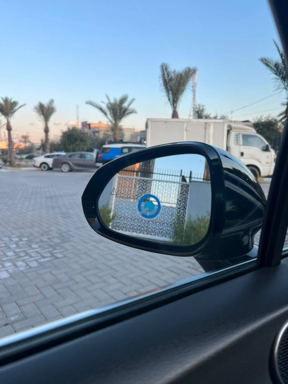 سوناتا موديل ٢٠٢٥
كلين بدون قطرة صبغ فقط بارد بالبنيد بدون دواخل بدون ايرباك
ماشيه 19 الف

اللون اسود حبري متغير
مواصفات
شاشه 
كامره
لايت عدسات
بصمه
رادار امامي
رادار خلفي
رادار جانبي
لد امامي خلفي
ويل كب
توقف ذاتي 
قياده ذاتيه
تنبيه خروج عن المسار
تحديد مسار 
فول تحكم ستيرن
كشن السائق كهرباء
تدفئه بالكشنات
تدفئه بالاستيرن 
داخل  اسود
شفتات 
كير تعليك
تبريد بيانو لمس
ترحيب عند الاقتراب
صندوق ذكي
تشغيل عن بعد
محرك 2500✈️
صور الحادث بالمنشور  
بدون اي دواخل شاصي اللغد والايرباك والكير والمحرك كلهن مكفولات 
صور امريكا بالمنشور
للاستفسار***********
الموقع بغداد الدورة 
السعر 197$
رقم اربيل الدولي تحويل وكاله مضمون
