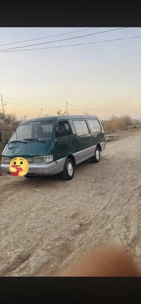 سياره بسته موديل ٩٤السياره مال جناي حداديه جديده تايرات بس واحد نص عمر...